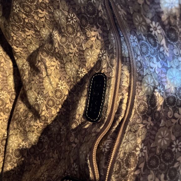 Born Maroon Suede Purse, - Picture 12 of 16